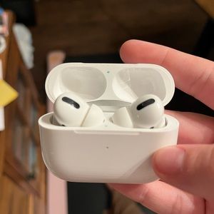 Air Pod Pros